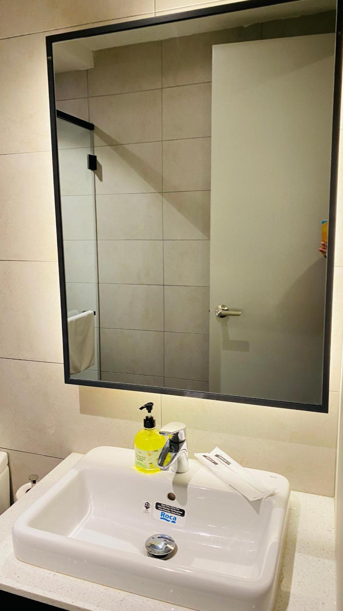 Axon Suites By Galaxy House Kuala Lumpur Exterior photo